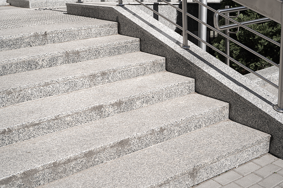 escalier en pierre