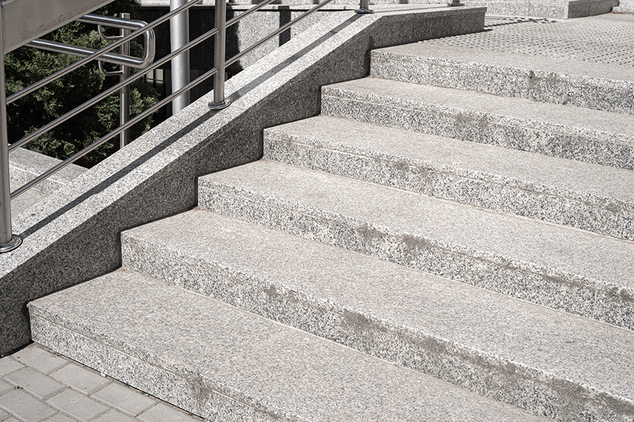 escalier en pierre