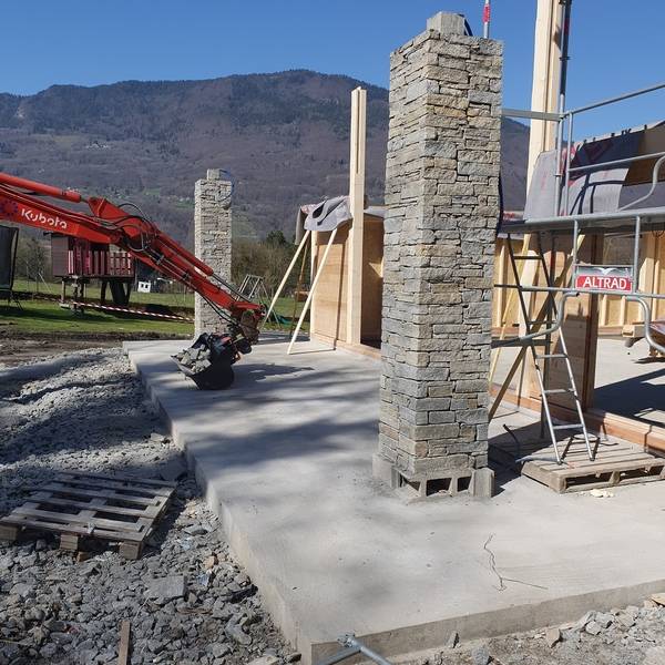 debut travaux mur en pierre