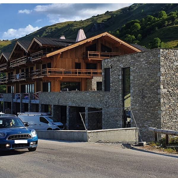 chalets en bois et pierre