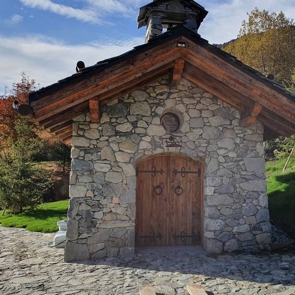 entrée du petit chalet