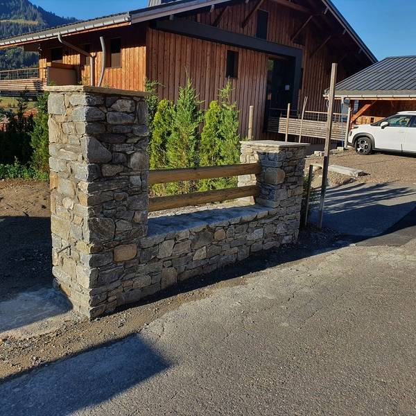 barriere entrée pierre
