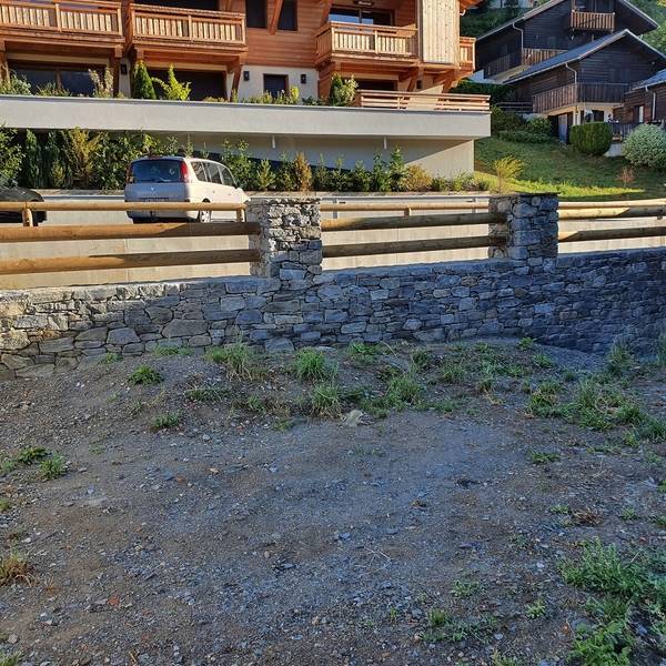 barriere en pierre