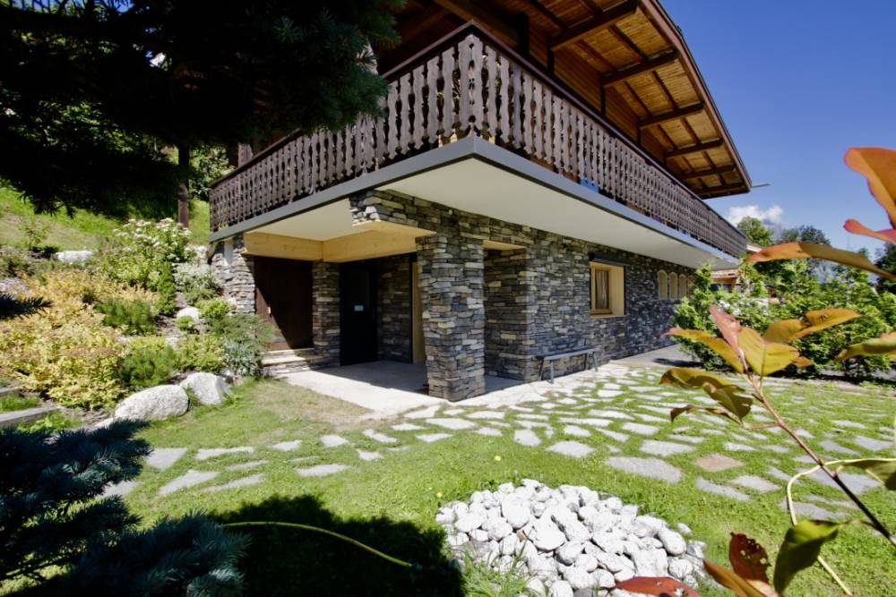 chalet et jardin